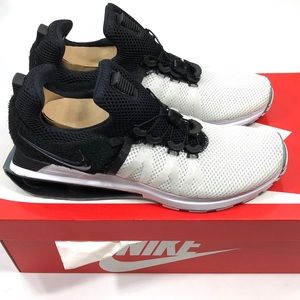 NIB Nike Shox Gravity Reax Torch AR1999-101 Black